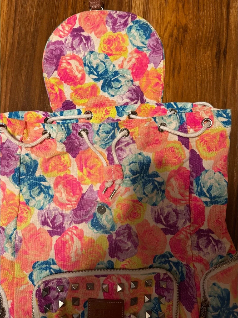 GORGEOUS RARE PINK Victoria's Secret Multicolor Floral STUDDED Canvas Backpack😍